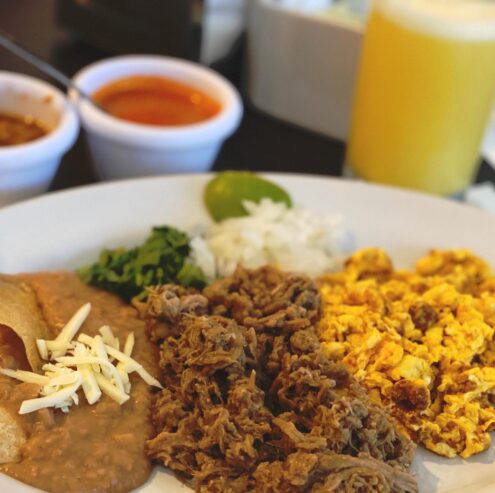 Los Almuerzos del Cuate